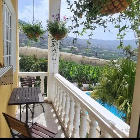 Apartment La Granja
